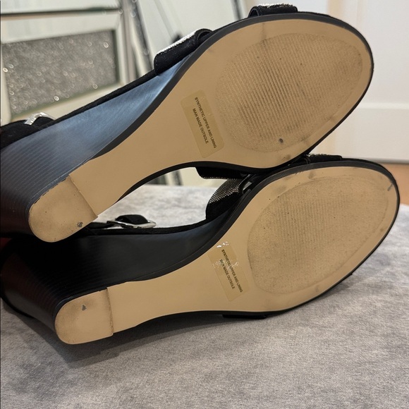 Athena Alexander Black and Silver Wedge Sandals - Picture 11 of 13